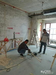 品睿裝飾在建工地巡檢 冠城國際權先生雅居木工施工進行中
